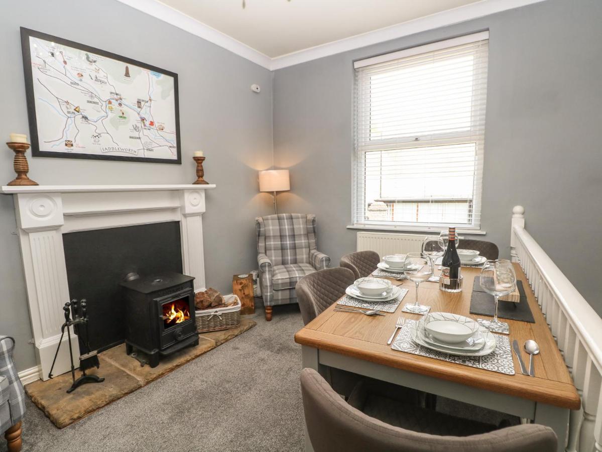 21 Chew Valley Road Oldham Ngoại thất bức ảnh