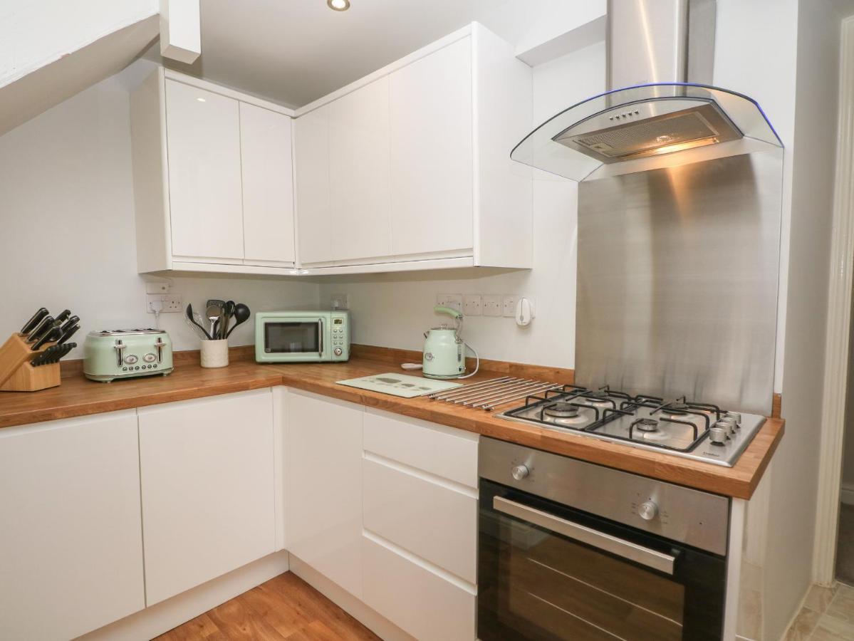 21 Chew Valley Road Oldham Ngoại thất bức ảnh